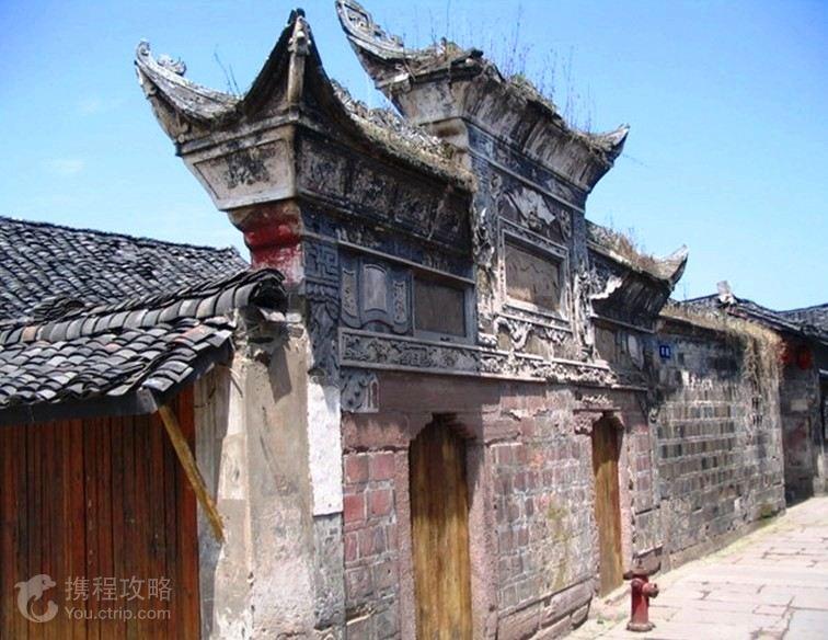 去日本出差,我一个人吃了一个两斤重的生蚝,结账时我愣住了!